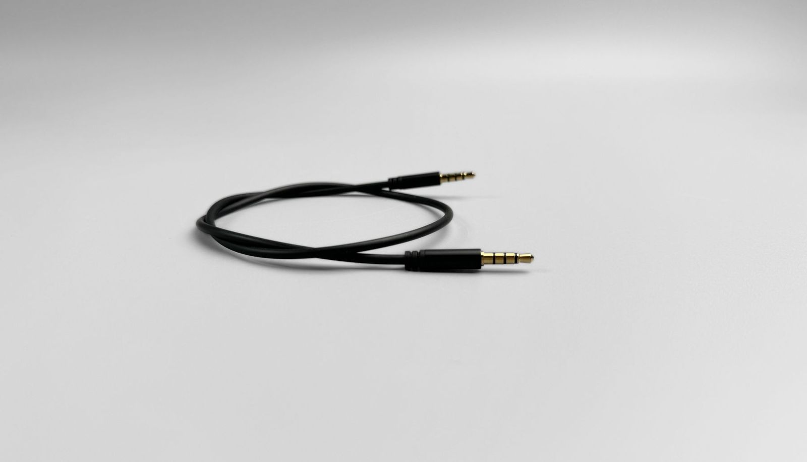 TRRS 4極ケーブル(ブラック・40cm)
