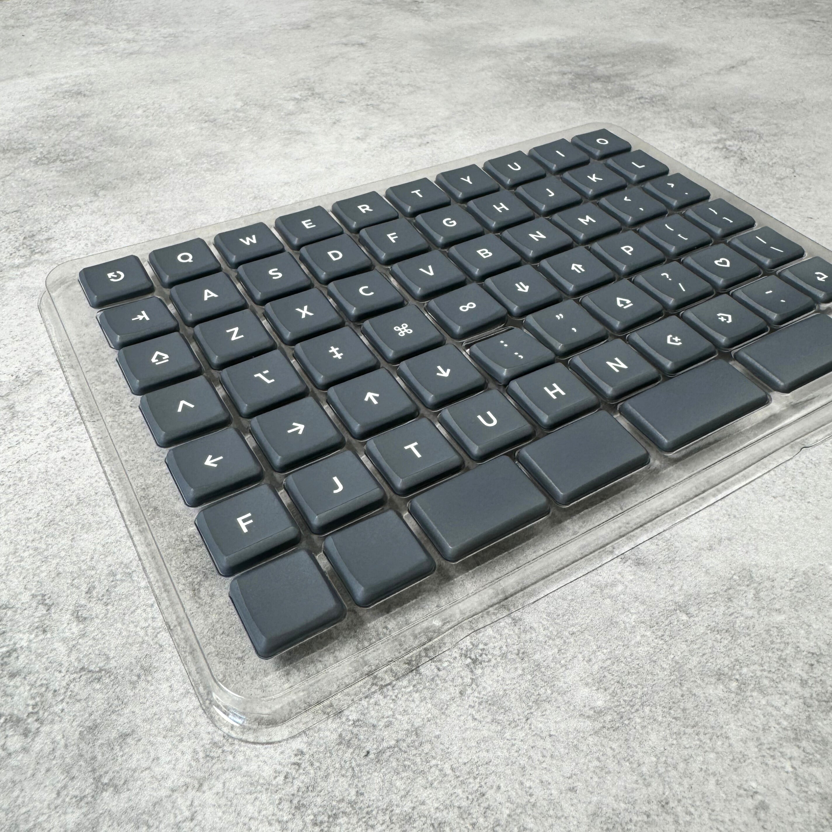 MBK Legend ‡ 40s WHITE ON GRAY